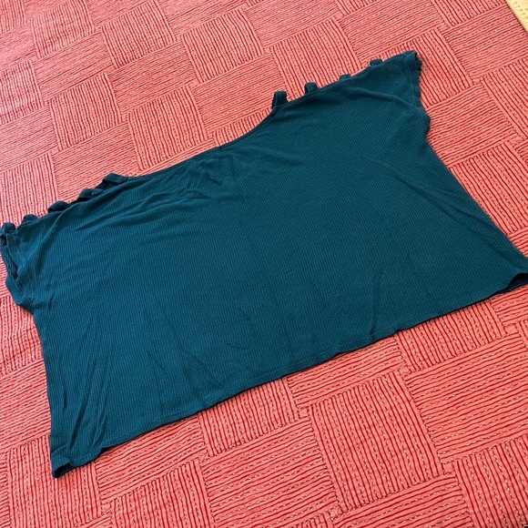 Eclipse women’s medium Teal Knit cropped Top - Picture 9 of 10